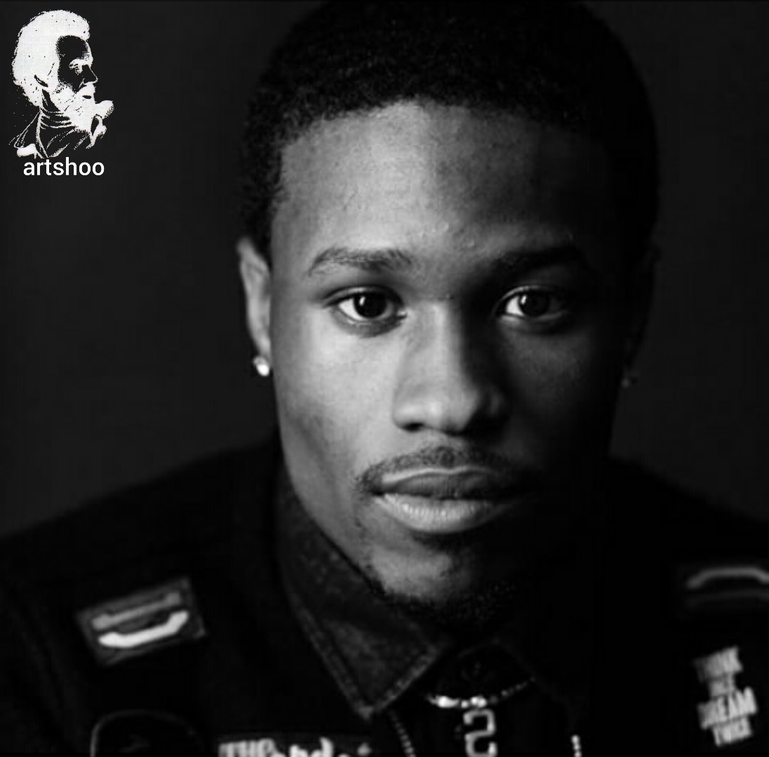 مدل پرتره سیاه قلم